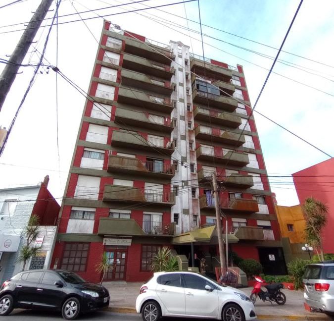 777f1679-3204-4574-a2d0-0ee359de206d_675x900