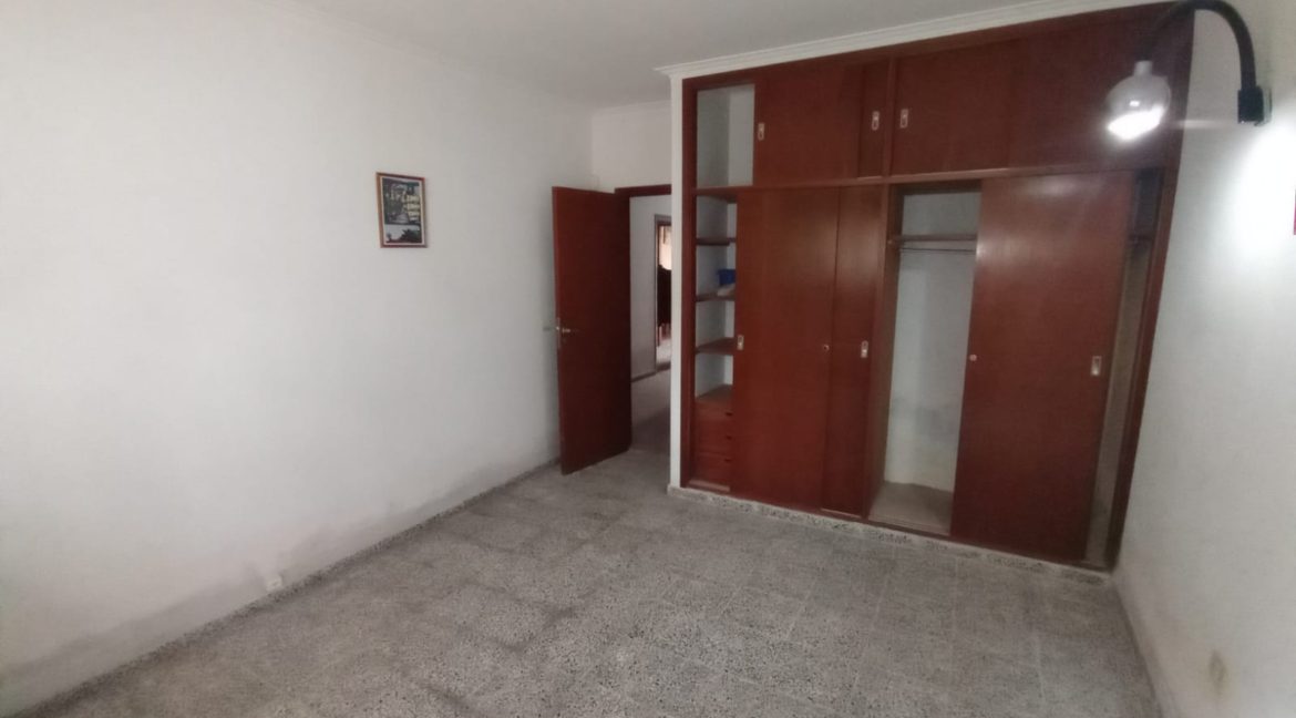 ea88dbea-6245-4648-8810-579034ff3e31