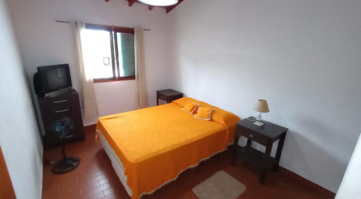 278b296e-b13d-462c-87d3-3e8a277fa9c6