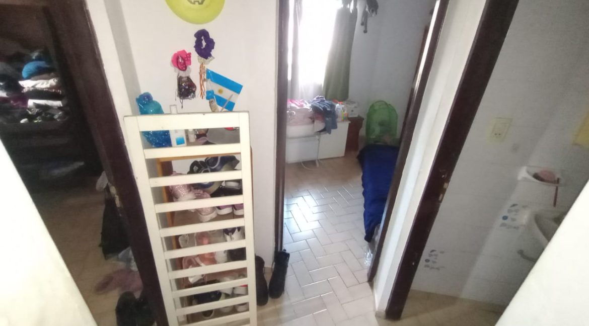 4fa6b8b8-81c6-4d9d-84dd-7af82da4f64e