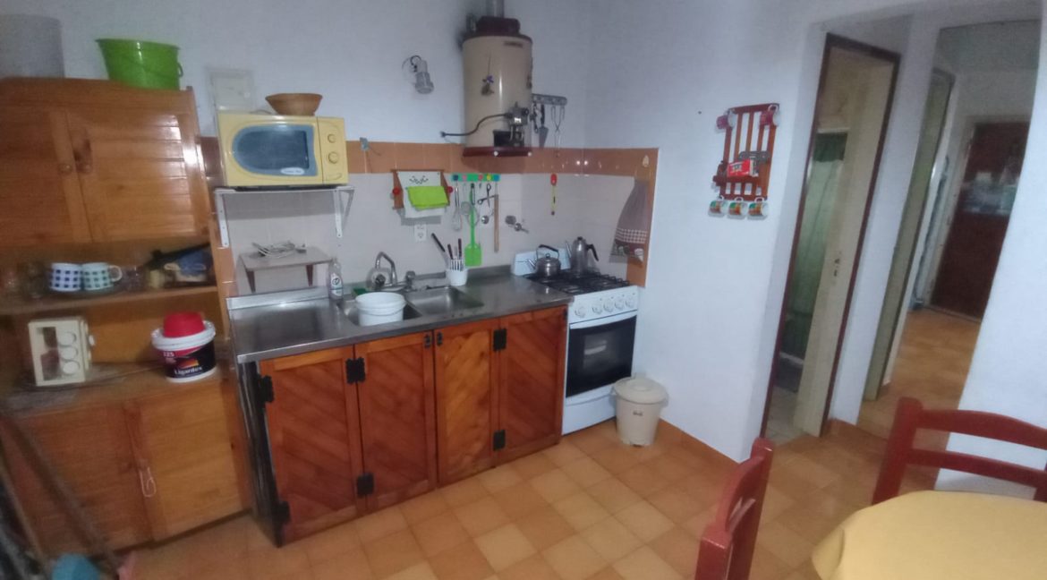 cca8100a-b421-4bca-9d9e-f78f5e0645d6