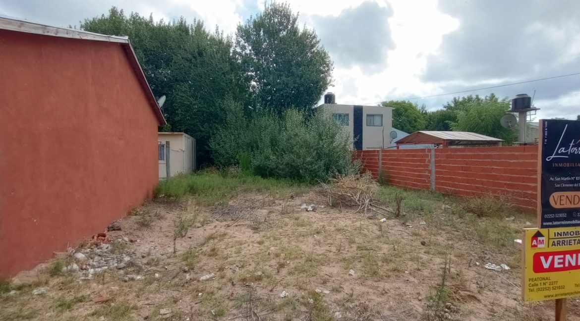 f9f1b578-f346-4a02-ac01-b46356841ed8