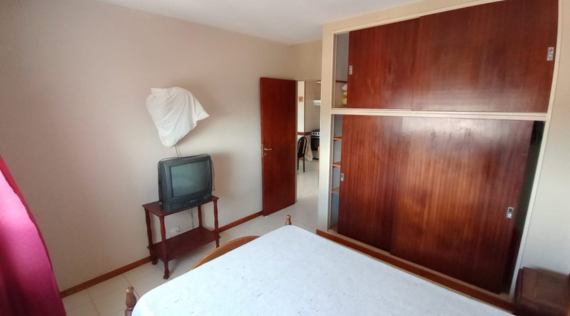 2c4b3329-a84e-4114-b18a-11d0ac437b5e