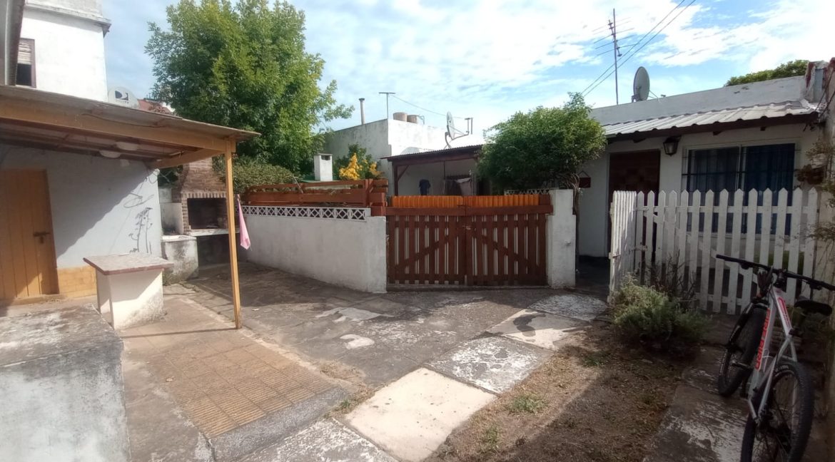 9e03f45b-f290-4c26-b740-4f98e582391f