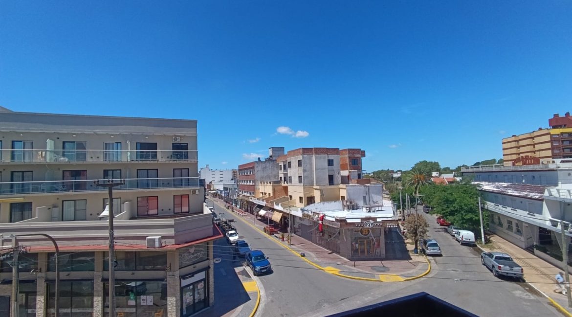 WhatsApp-Image-2025-12-12-at-11.22.05-AM