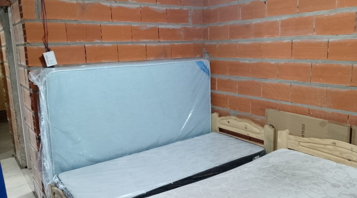 a33fdff3-124e-4a18-a7f7-8031b17b11c2