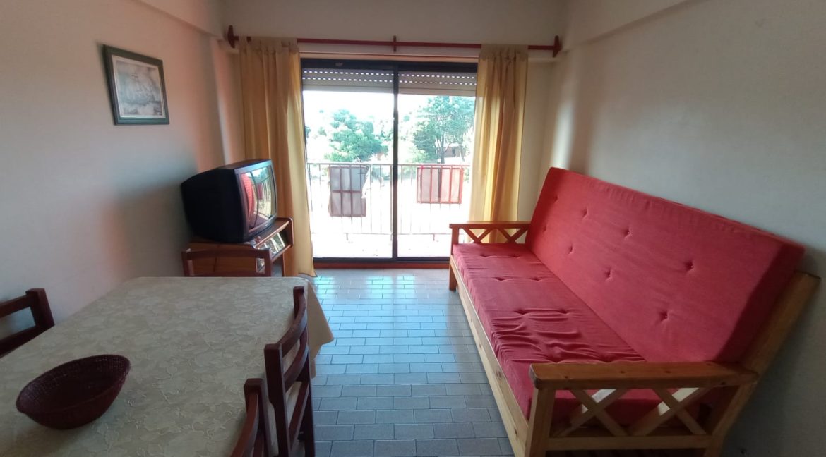 bf0f7e71-a335-4426-b9d5-ad72d239841c