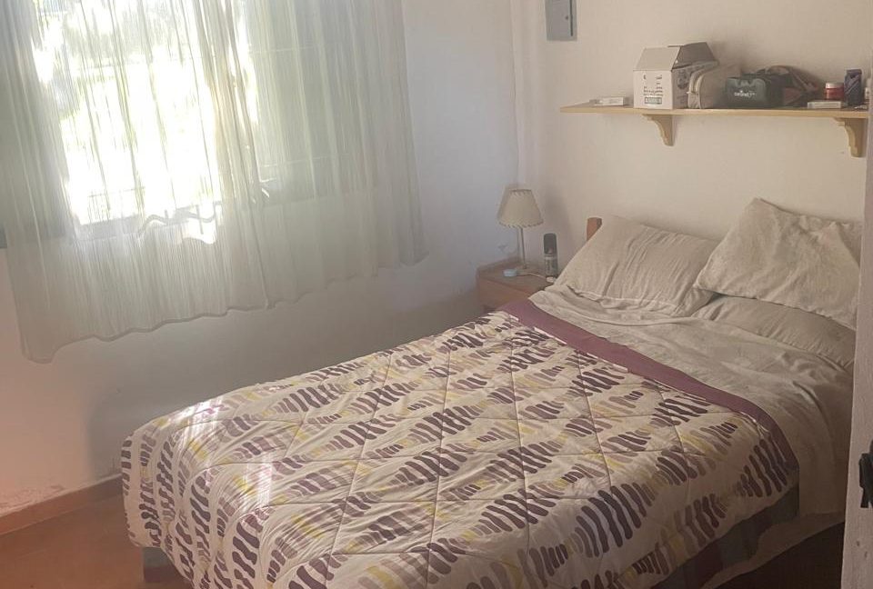 d9587e8b-8943-4db1-bd76-11c66ee15f64