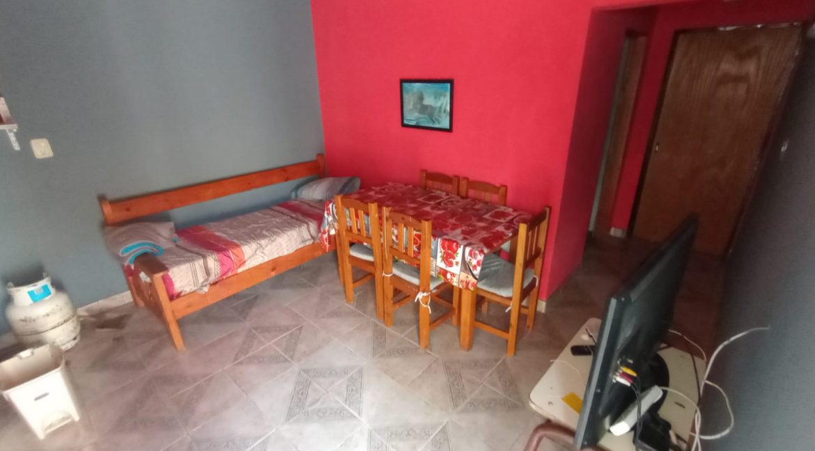 e87a3044-4aa4-4965-95cd-e2172935434b