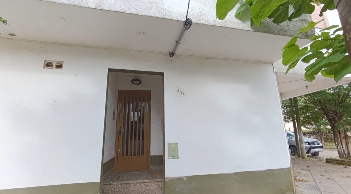 img_69933870d2aba4.71936987