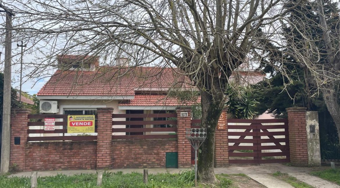 181ef3b5-0527-4ad1-898d-e0f2fbe9e57c