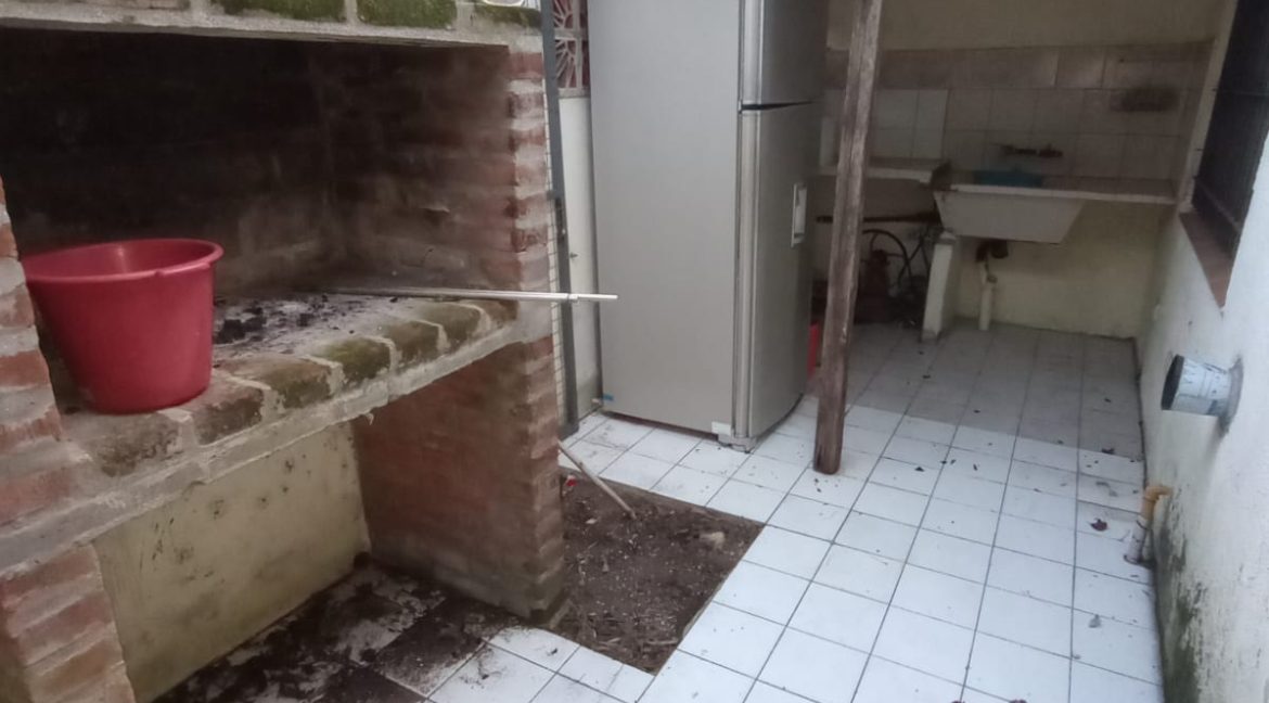 98249e80-bfbb-4850-9c81-6af8fee1b746