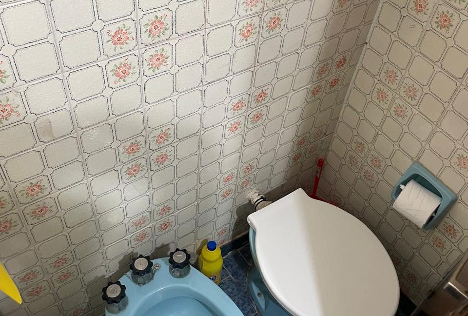 ceb8e5cd-2573-4aa7-8d20-fba2d449480d