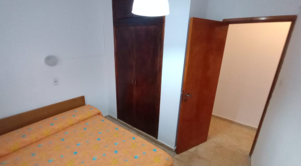 e618a8bd-c9bf-4c0b-8b3a-dfb72351dcaf