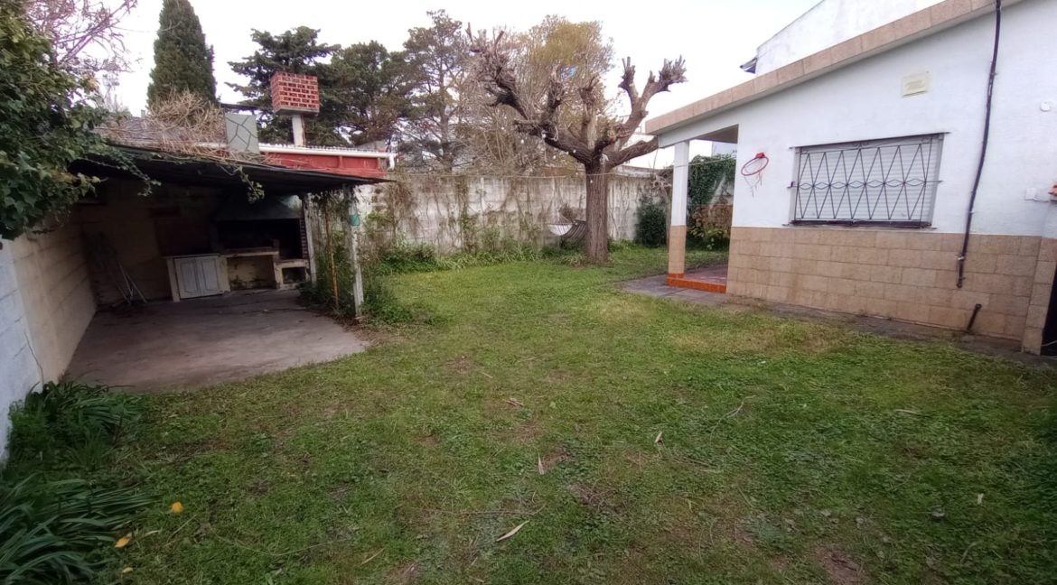 d6dcefaf-43b8-448f-808b-22cf7649a78f